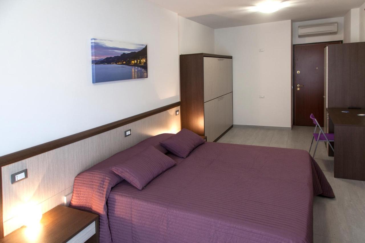 Locanda Brezza Marina Camera Quadrupla Finale Ligure Eksteriør bilde